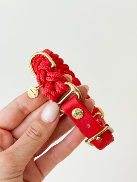 Signature Collar: Touch of Red