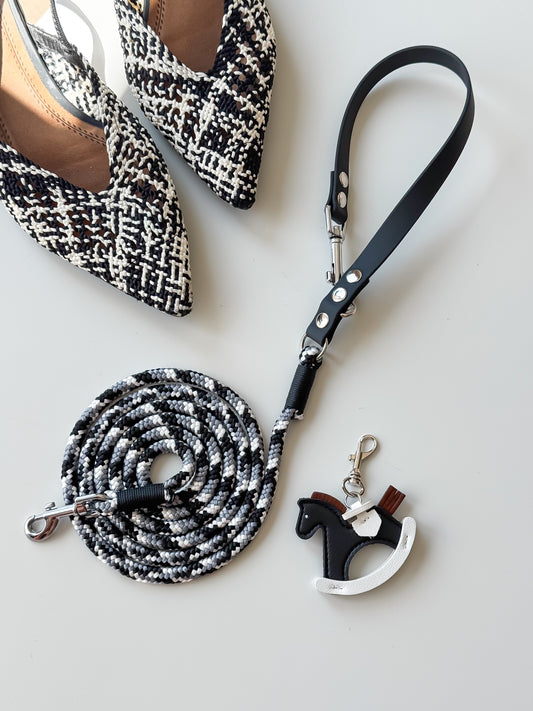 Signature Leash: Urban Woof