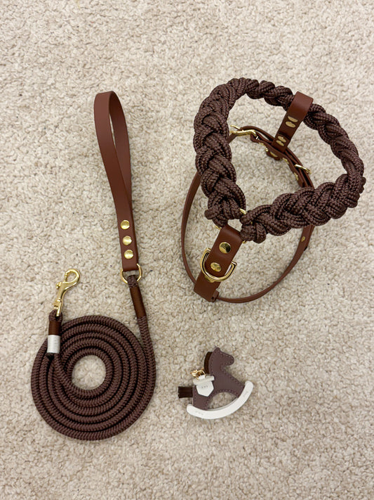 Signature Leash: Chocolate Mousse